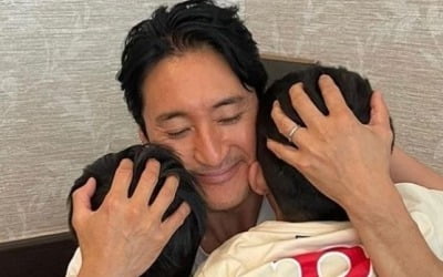신현준, 두 아들의 끈끈한 우애에 감동 "너무 예쁘고 고맙다" [TEN★]
