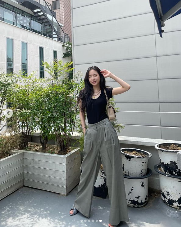 손나은, 뭘 입어도 빛나.. 예쁜게 체질[TEN★]
