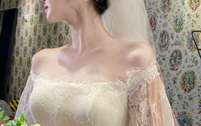 '9월 결혼' 김윤지 "웨딩드레스 고르기 어려워…이제 실감" [TEN★]