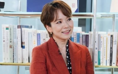 '북유럽' 곽정은, 낭독 중 눈물 터지게 한 '사랑학 책'은?