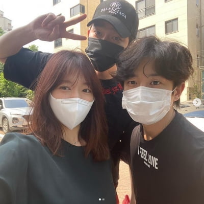 박신혜, ♥최태준 질투할라…윤균상·김민석과 회동 포착 [TEN★]