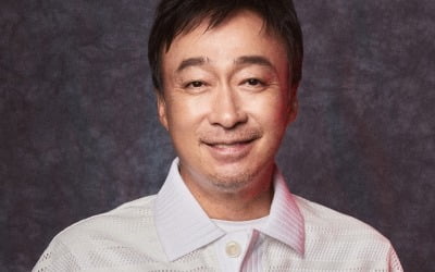 [TEN 인터뷰] '제8일의 밤' 이성민 "양자역학과 닮은 불교적 세계관, 호기심 자극"
