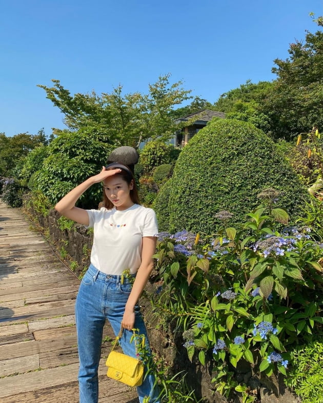 '타일러권♥' 제시카, 샤테크하는 MZ세대 답네…오늘은 '옐로우' [TEN★]