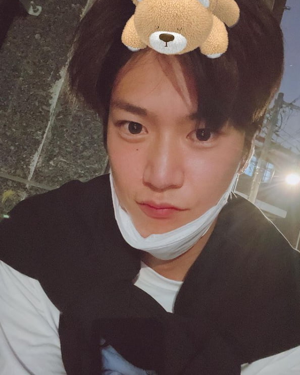 나인우, 마스크는 내리고 머리위에 곰돌이는 무엇? [TEN★]