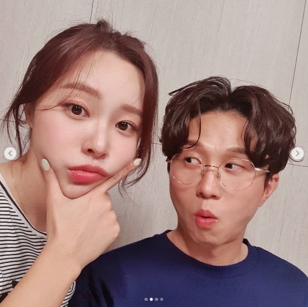 박성광 ♥이솔이, 보기만해도 달달한 투샷...내일 건강검진 화장실 전쟁[TEN★]