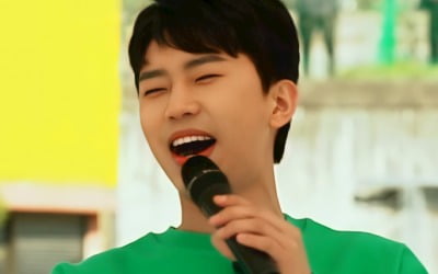 임영웅 '운명같은 여인' 열창 영상 200만뷰 돌파…母 향한 지극한 효심