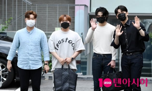 [TEN 포토] 라비던스 '포텐터진 매력남들'