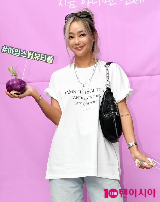 [TEN 포토] 효린 '오랜만에 인사드려요'