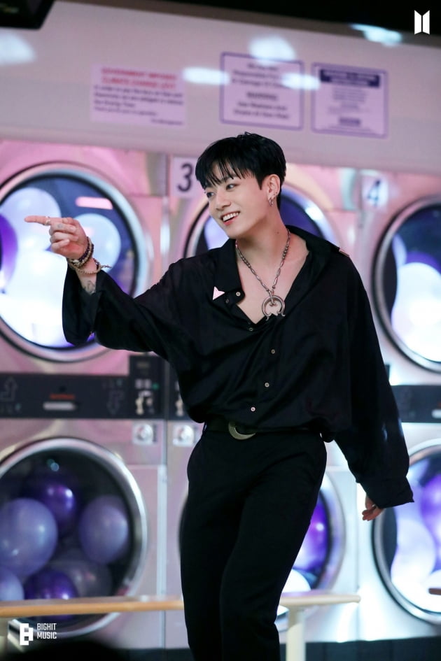 방탄소년단 정국, 'Permission to Dance'컴백일 中아이만 팬 활동 지수 韓아티스트 1위