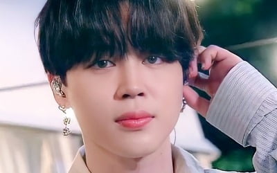 "세상을 사랑에 빠트렸다"…방탄소년단 지민 '퍼미션 투 댄스' 춤, 외신 집중 조명