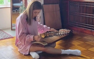 '44kg' 송가인, 가야금 줄에 부러질 듯한 가녀린 손가락 [TEN★]