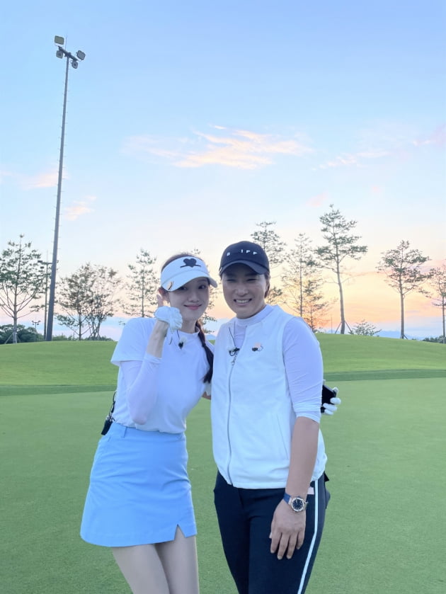 '세리머니클럽' 이성경/ 사진=JTBC 제공