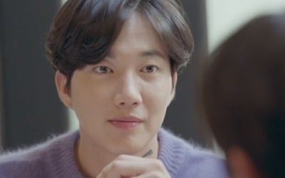 박건일, 알쏭달쏭 관계에 불쏘시개 '질투 유발' ('오늘부터 엔진ON')