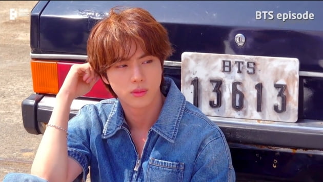 방탄소년단 진, Butter 앨범 자켓 스케치에 보여준 팔색조 연기