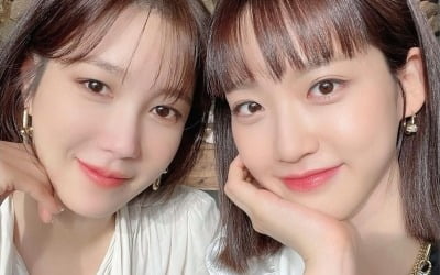 이지아, '친딸' 한지현과 모녀 아니라 쌍둥이 자매인 줄 [TEN★]