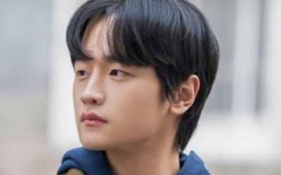 '간동거' 김도완, 진지+유쾌 오가는 '심쿵 로코얼굴'
