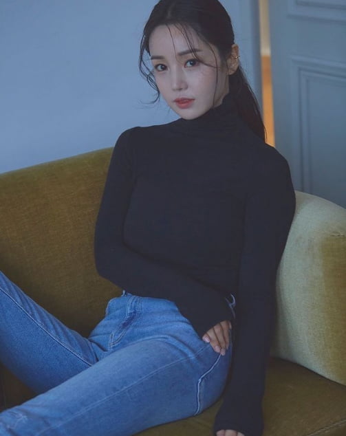 남규리 '38세' 믿기지 않는 청순함. 스티브 잡스처럼 폴라티 한 장 입었을 뿐인데[TEN★]