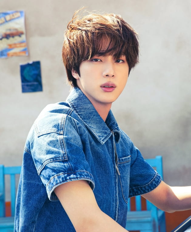 방탄소년단 진, '7월 전세계 SNS 언급 인물 1위'.. 막강한 글로벌 영향력