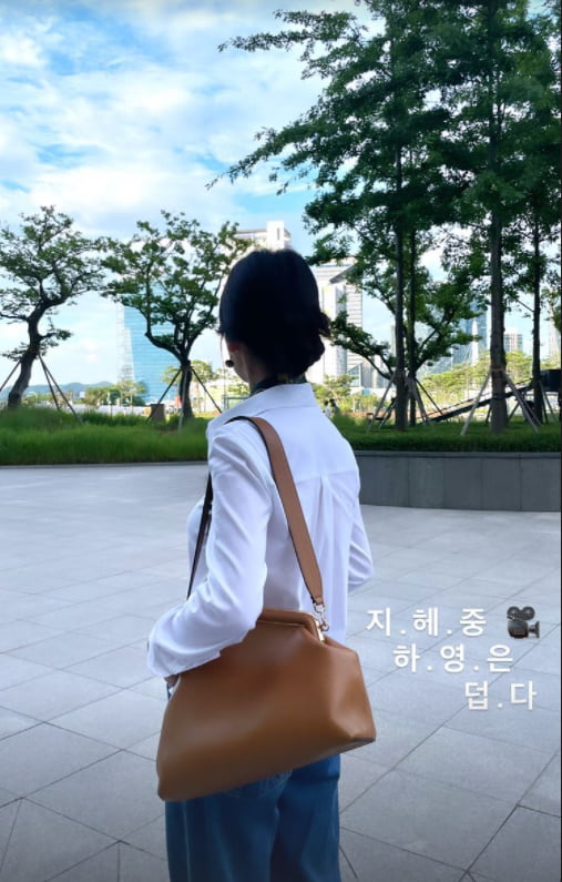 송혜교, 역시 프로는 남달라...폭염에 긴팔+긴바지  지금은 드라마 촬영중 [TEN★]