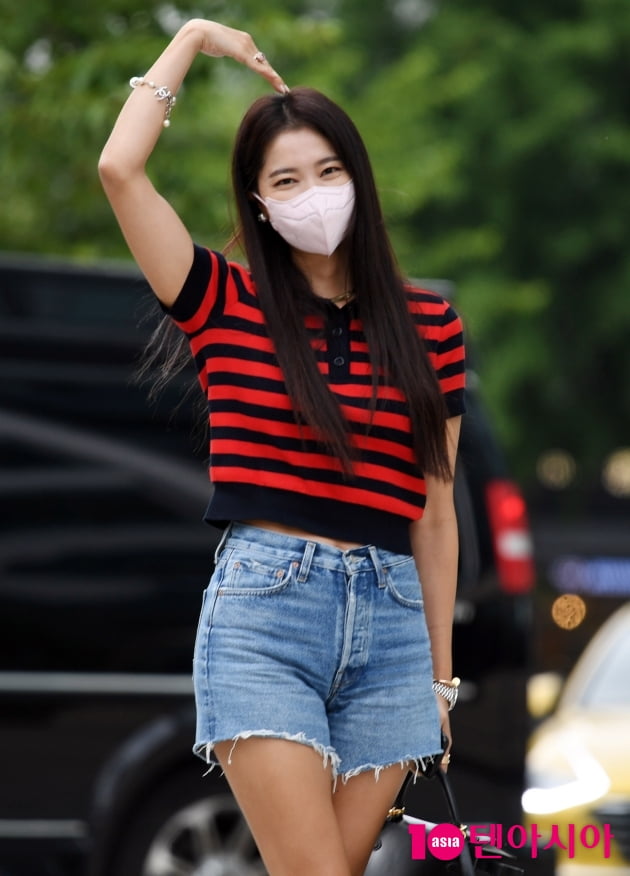 [TEN 포토] 오윤아 '시원한 핫팬츠'