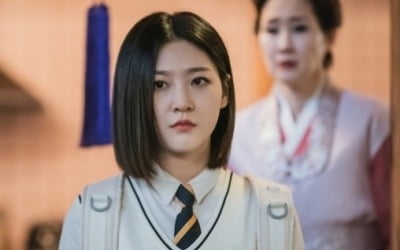 김새론, 3대째 무당 가문 "윤석화X배해선과 케미" ('가두심')
