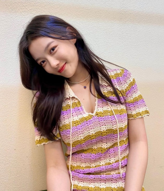 김유정, 통풍 잘 될 빈틈 많은 원피스 "꼬까옷" [TEN★]