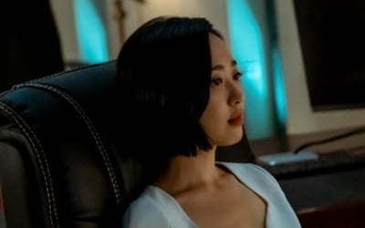 '악마판사' 김민정, 지성 도발에 반격…이사장 정인겸, 무릎 꿇다