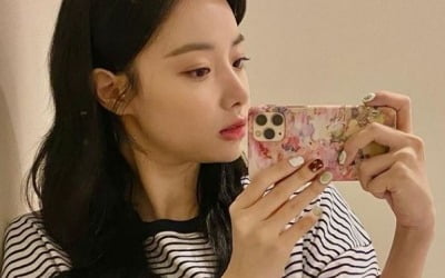 前 에이프릴 이현주, 청순미 돋보이는 일상…예쁘긴 진짜 예쁘네 [TEN★]