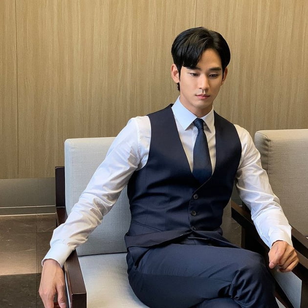 /사진 = 김수현 인스타그램
