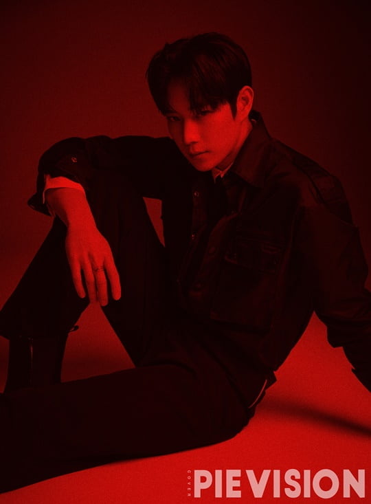 '펜트하우스3' 김영대, 중국 매거진 커버 장식 [화보]