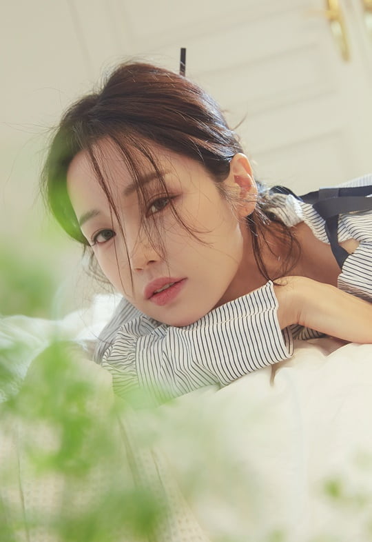 남규리, 시크+청순 다 잡은 무결점 '美친 美모' [화보]