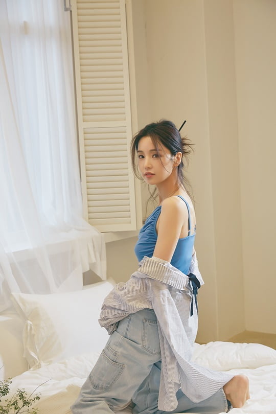 남규리, 시크+청순 다 잡은 무결점 '美친 美모' [화보]