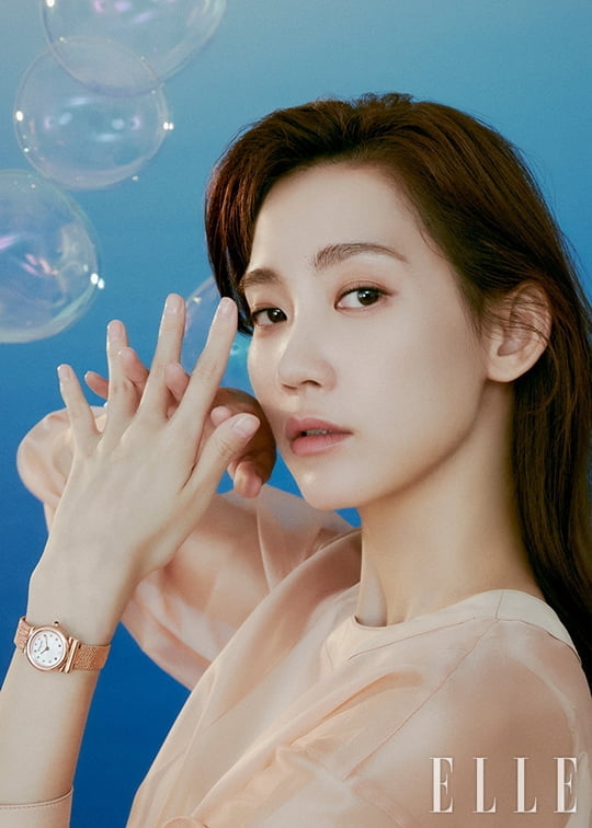 신현빈 (사진=페라가모 타임피스)
