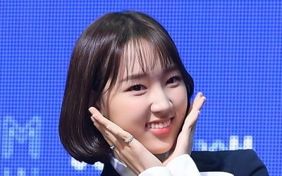 [공식] 위클리 신지윤, 컴백 앞두고 불안 증세로 활동 중단