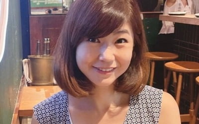 '홍콩 부촌 거주' 강수정, 미슐랭 셰프의 "빠에야" 먹고 "땀 뻘뻘" [TEN★]