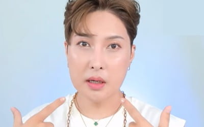 [종합] 김기수, 코·안면윤곽 성형 후 달라진 얼굴 …"나 같지 않아" [TEN리뷰]