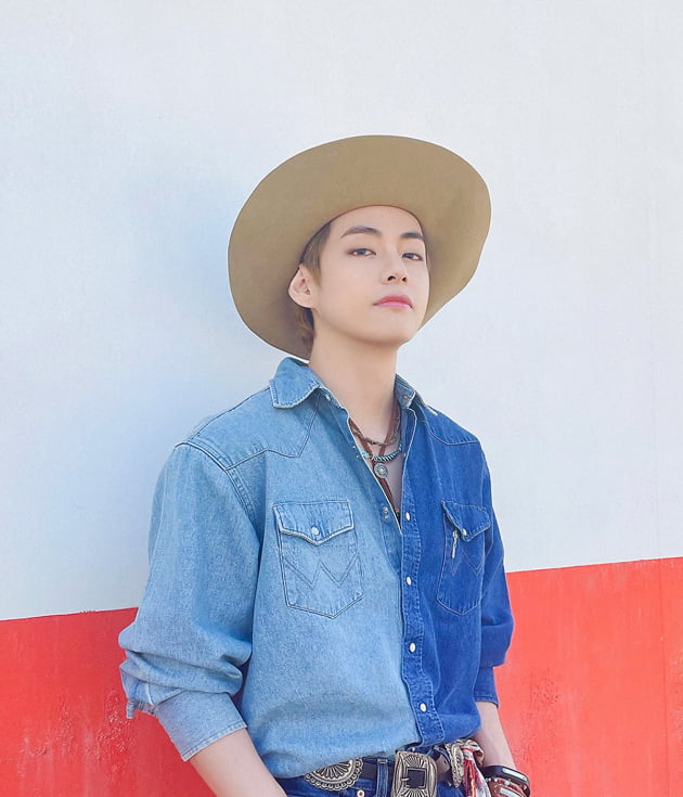 방탄소년단 뷔./
