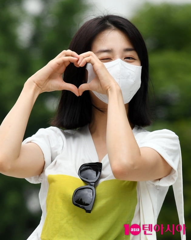 [TEN 포토] 박하선 '남편 류수영이 반한 윙크'