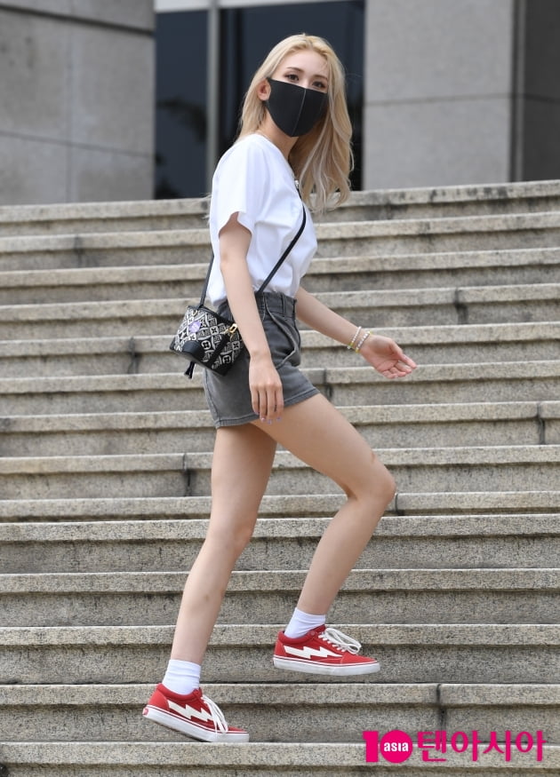 [TEN 포토] 전소미 '신곡 '덤덤'으로 라디오에서 만나요~'