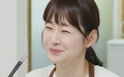 '편스토랑' 명세빈, 민어 회 뜨며 희열 느껴…'생선 눈알 마니아'