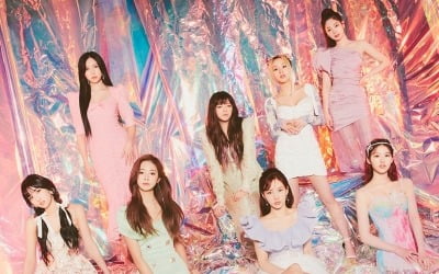 [공식] 트와이스, 첫 영어 싱글 'The Feels' 발매…글로벌 K팝 팬덤 설렘↑
