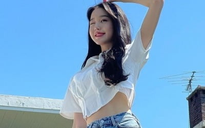 장원영, 허리가 한 줌 낭랑 18세…여름이었다 [TEN★]
