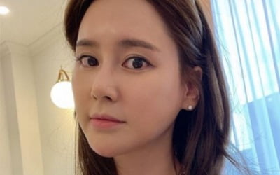 '안정환♥' 이혜원, 되찾은 볼살…세월 역행하는 동안 미모 [TEN★]