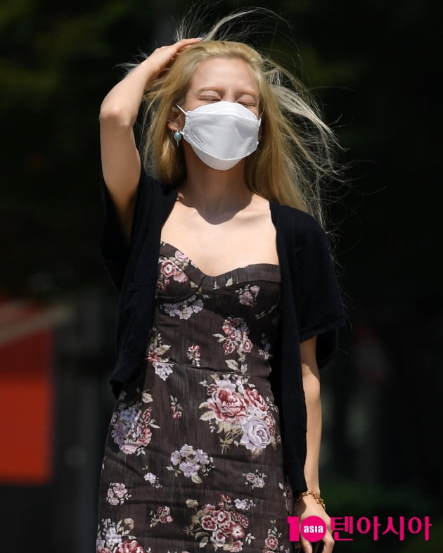[TEN 포토] 효연 '태양을 즐기자'