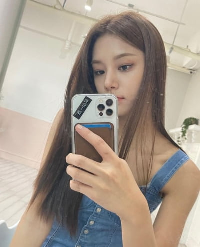 라붐 솔빈, 수수한 화장기에도 빛나는 미모[TEN★]