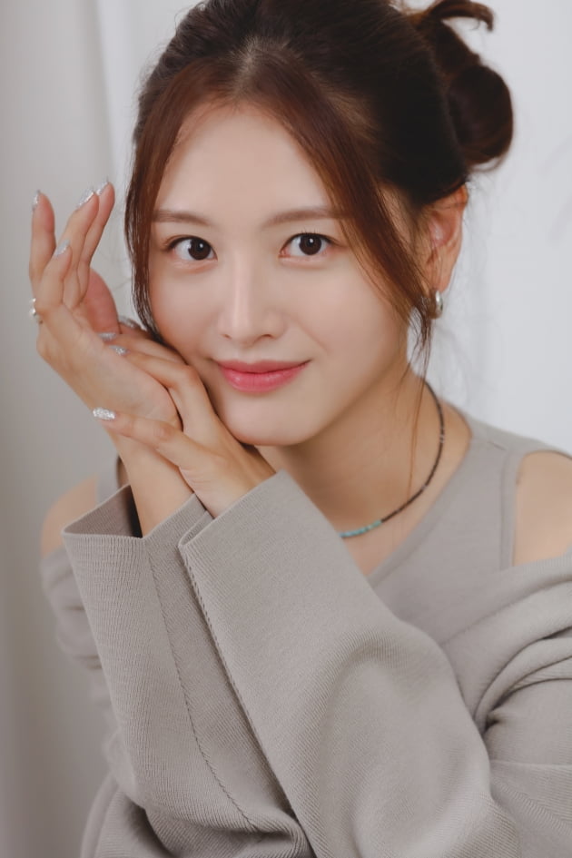 tvN 드라마 '악마판사'에서 시범재판부 우배석 판사 오진주 역으로 열연한 배우 김재경. /사진제공=나무엑터스
