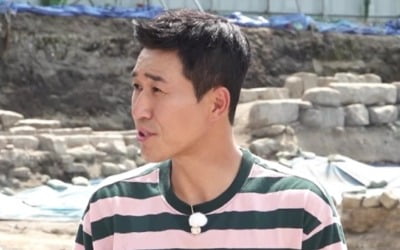 김종민 "발 밑에 유물이?" 고고학자 빙의 '흥분' ('선녀들')