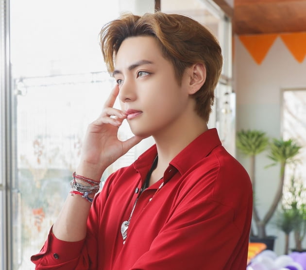 방탄소년단 뷔, '뭔가 다른 cool & swag' 댄스..손성득도 혀를 내둘러