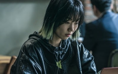 볼 때마다 다른 얼굴 이주영, '보이스'서 변요한 조력자로 변신