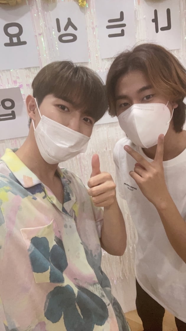김재환 이무진 / 사진 = 김재환 인스타그램
